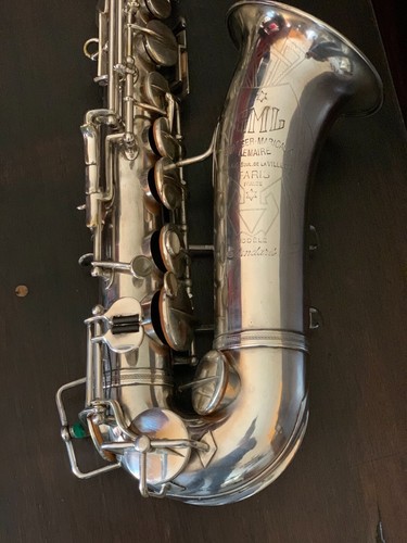 Beautiful sax contralto - sax,